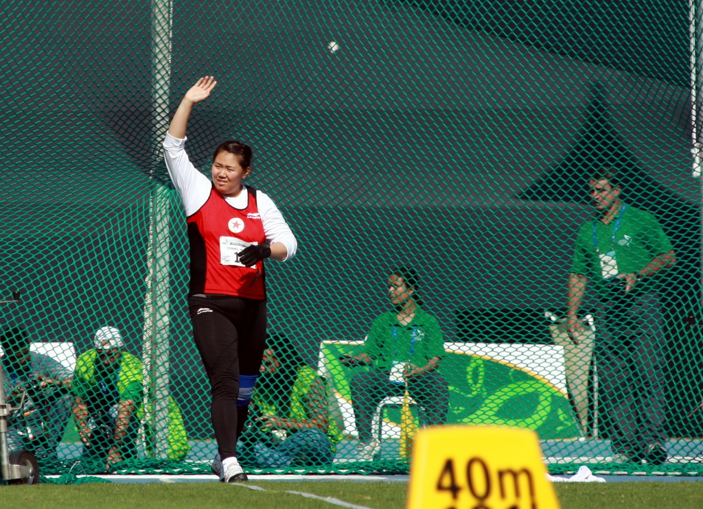 2011��7��22�����Ї���x�֏������ڱ�ِ��Ͷ�S�����һ݆�������^���]�����������������������܊���\�ӕ��ِ��ӭ���ڶ�݆�Z�����Ї�Ů���������������l�]��ɫ����74��29�ĳɿ�ժ�ý�����ͬ�r�������������˄����ِ���o����@Ҳ���҇��x���ڱ�����܊���ِ���ϫ@�õ���ö���������A��ӛ�� ��Ӿ �z