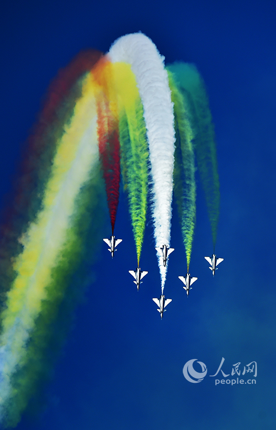 ����һ���w�б�������M�о��ʱ���������ӛ��  �� �z