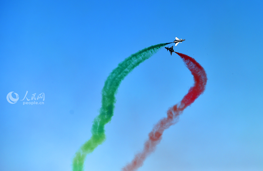 �w�б���������ӛ �� ��  �z