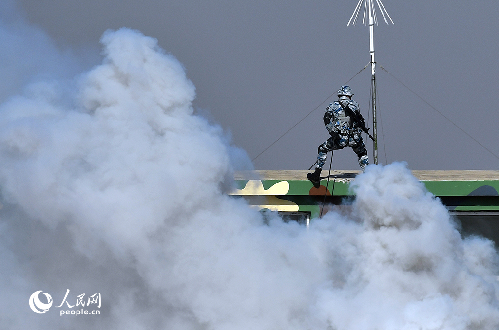 �ս���ͻ���Єӽ�ȡ����|���ݾ�������ӛ�� �� �z