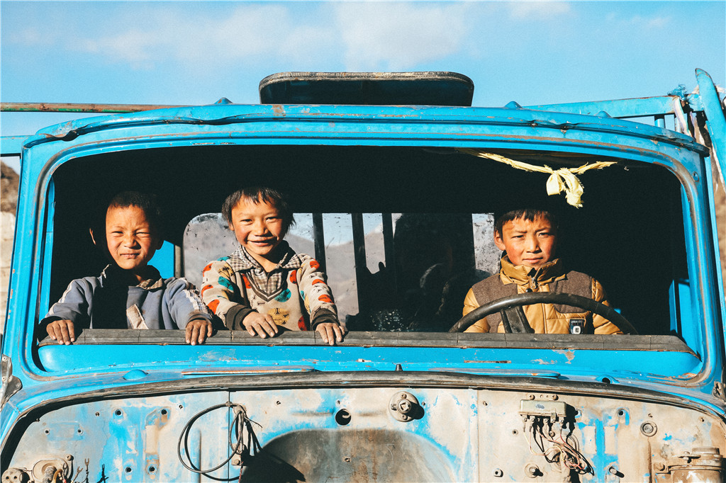 ͯz Ӱܣ壩ӰWУ^һ꼉