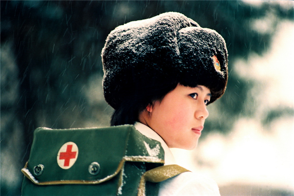 23.1985ʡһŮlTLoڳ\· ־t z