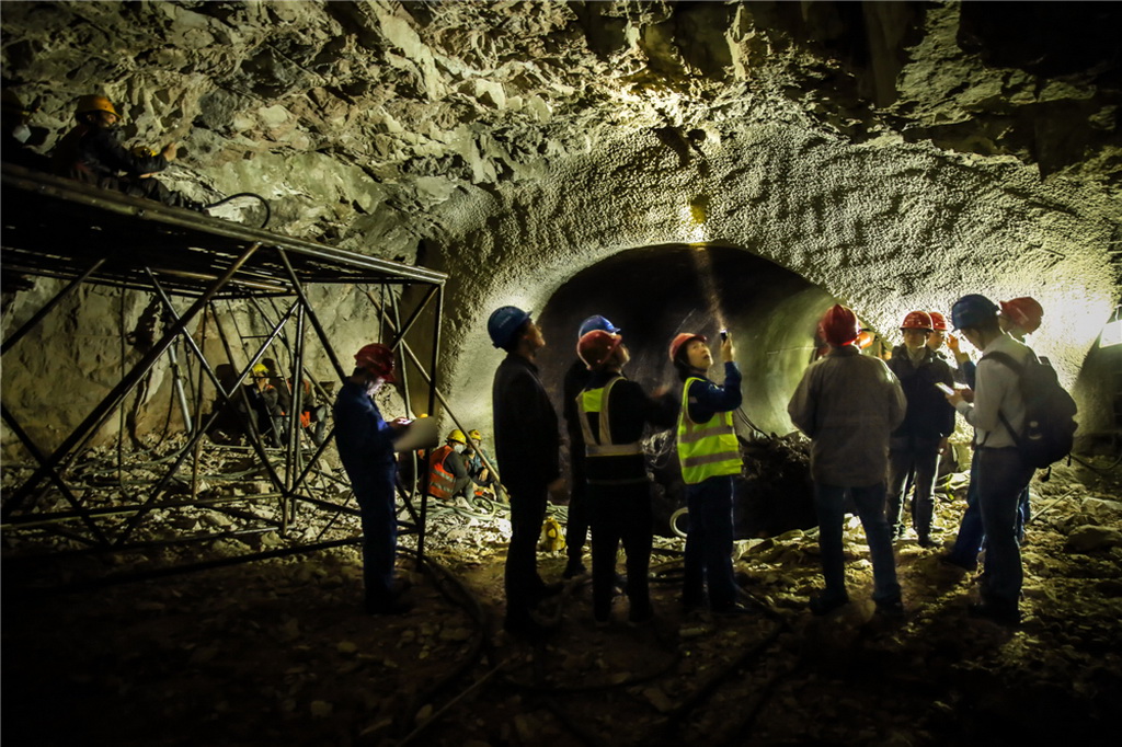 38.2018ЇFԺڻ谵cͬӑՓ|r͑ʩǇH͵¿gf(ITA)ʷԁλŮԸϯȫ˼t֡@u顰ŮITAƽ_ݺӰMgMͬrЇļg߳ȥ׌HA ЇЇM R z