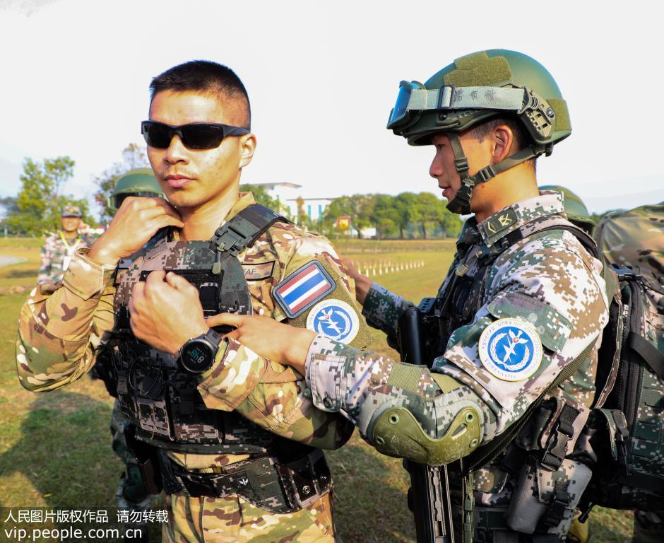 �|�˷��L�U������֌��ҽM�ό���������̩�ɇ����ݱ����A��Ӗ����Ӱ��4��