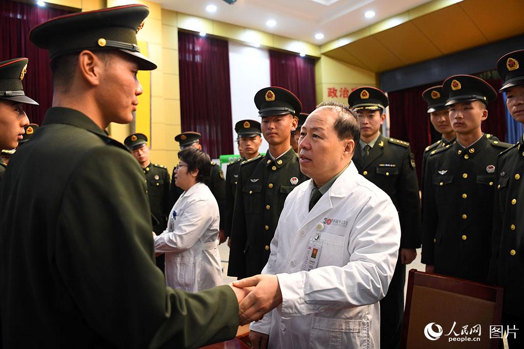 �Lѩ���t��܊�I��5��