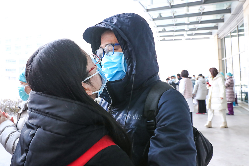 21.26WHtԺĸѩcɷtԺeޱz   WHtԺ֧Ԯ߇t꠳hԱWHtԺ\Ƶtѩ֧Ԯ߇t꠵һT2019ꄂIȡYCѩɷͬ͹ڠȾķӰԭ³ĵġw硱⽻ȾȡYҲtYfҲt҂؟κ҂ܿҲǰߡһѩf҂һ𲢼