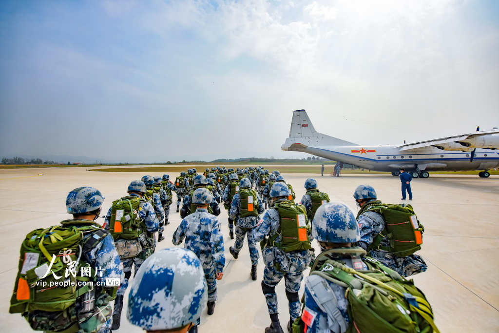 ֱ���v����܊�ս���ĳ�Â㽵Ӗ����4��