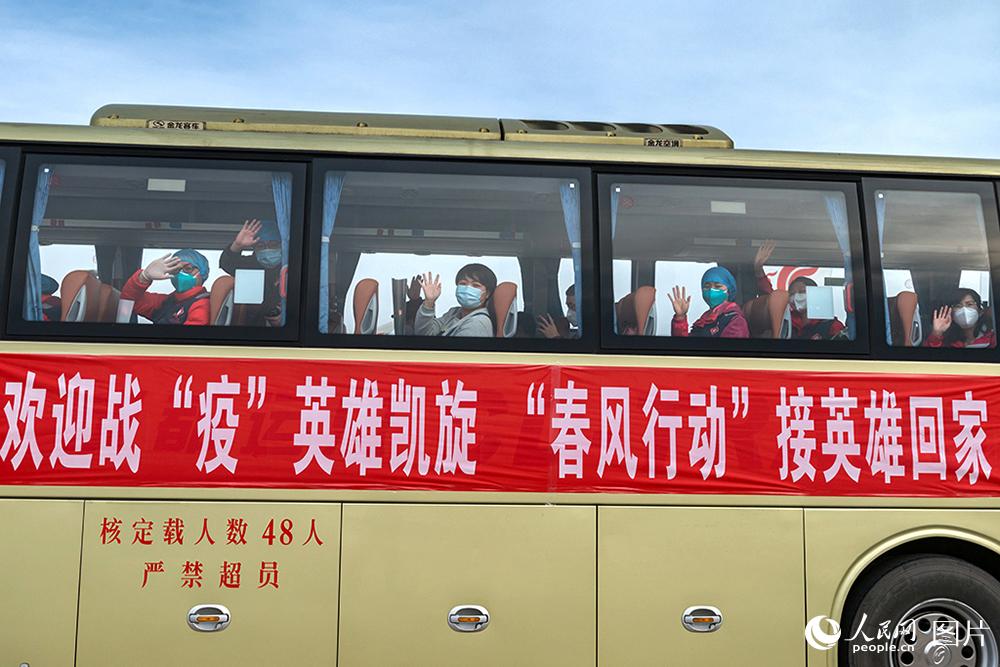 317t꠆T܇ϓ] z