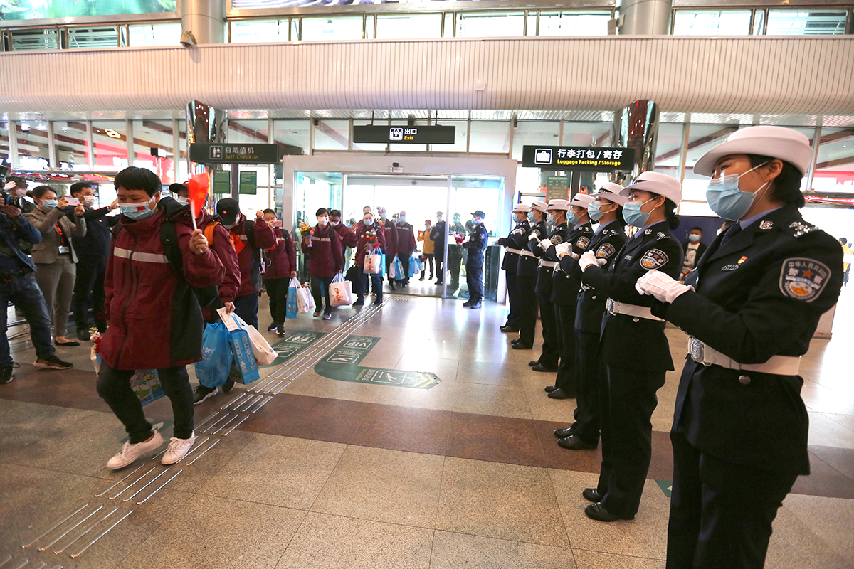 19.323˲{Cɾ͹ˆTӭt꠆T z