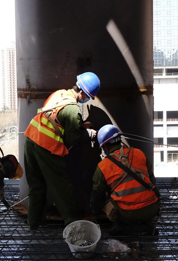 10.319Ї߹̾֘sĿ؏͹F໥fMмӹɽ z