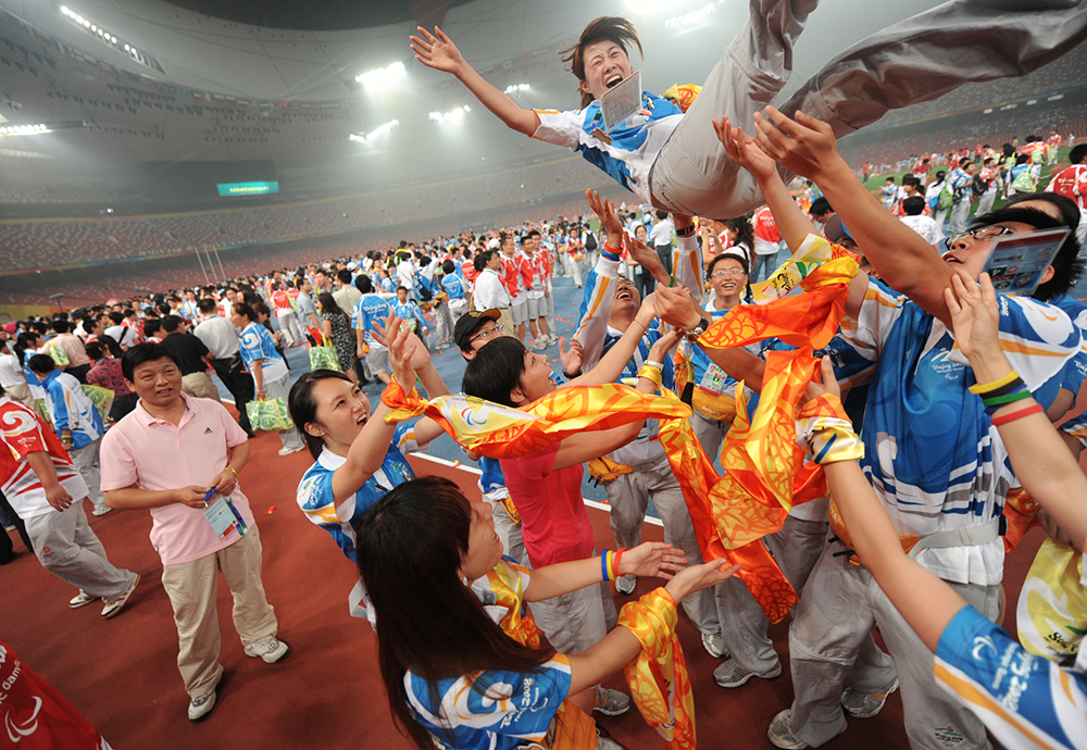 11.־ԸߵĿg20089172008ꚈW]Ļʽڇw¡e鱱2008W\յ־Ը߂MПҵؿgcףWȡÈAMɹZ z