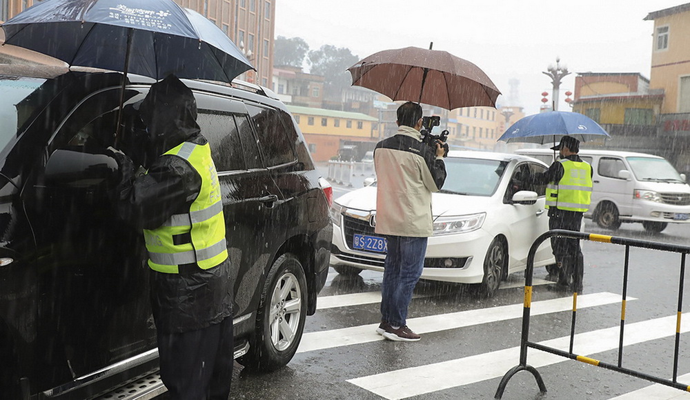 12.񾯛]зɈӛھoL@] z