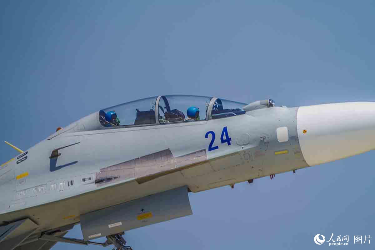 ������[������