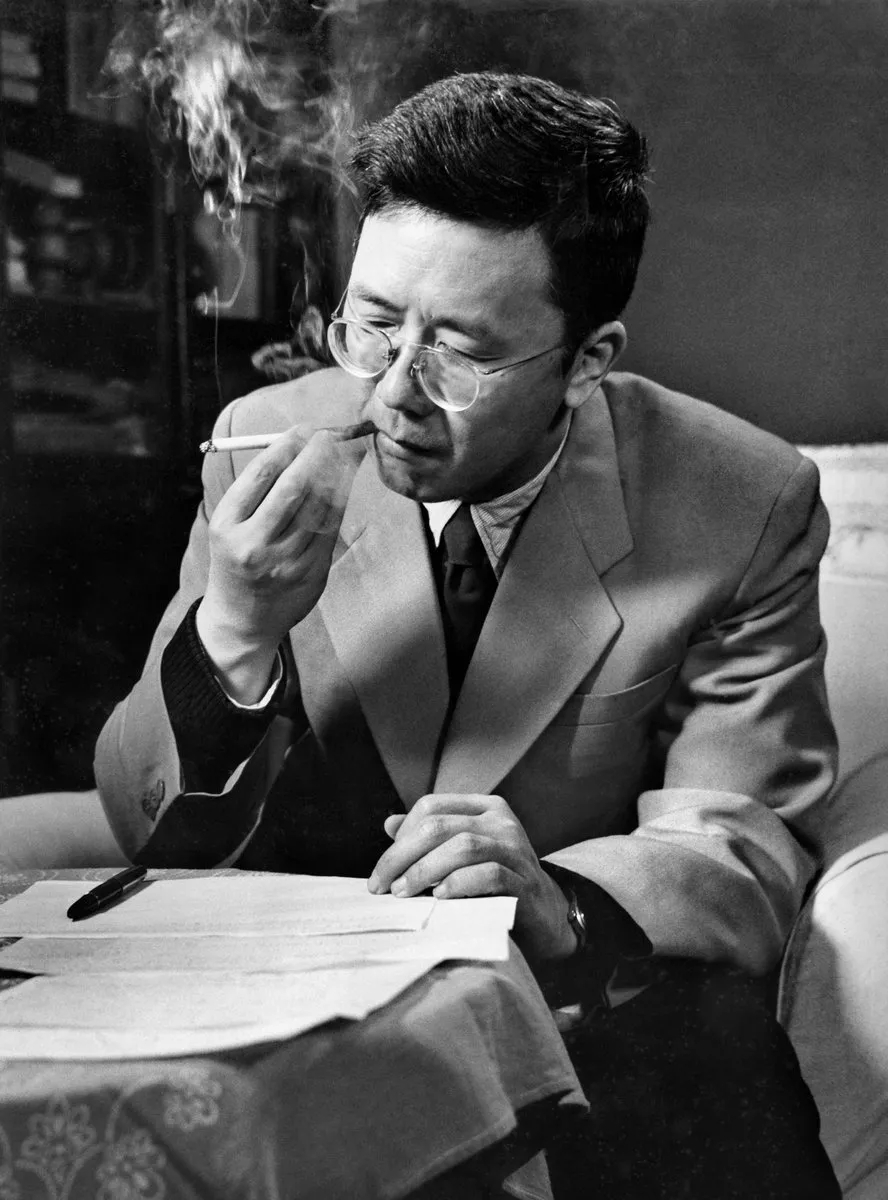 A_1956ţη z