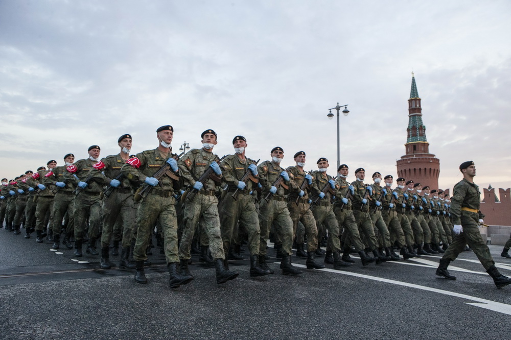 6��18������������ڶ��_˹�׶�Ī˹�ƅ���醱�ʽ������