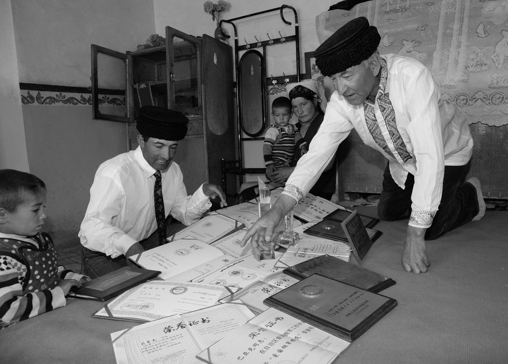 19.H(һ)2014@áȫʮ܊suQ̖̓R_ĵLĿչʾsuC