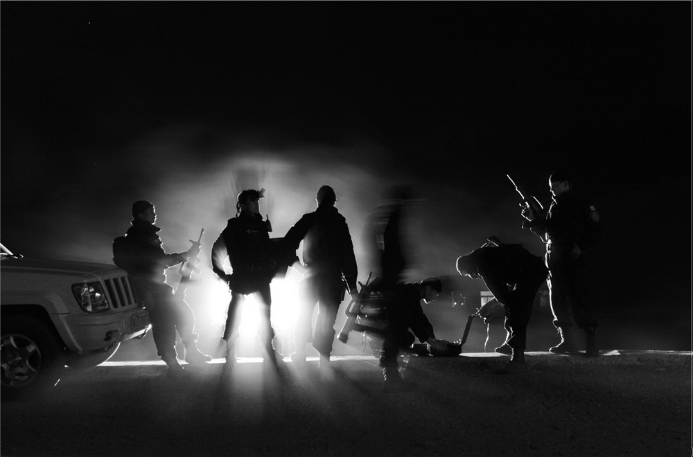 《暗夜》劉海山 攝