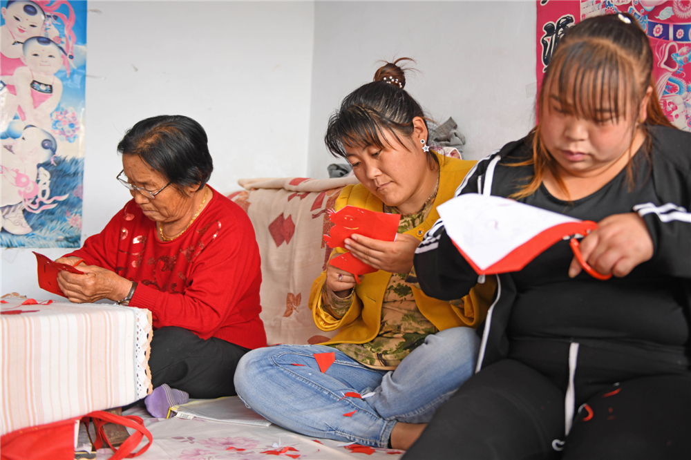 rerSTĴһڿ^ϱƴˇչʾԼġ^