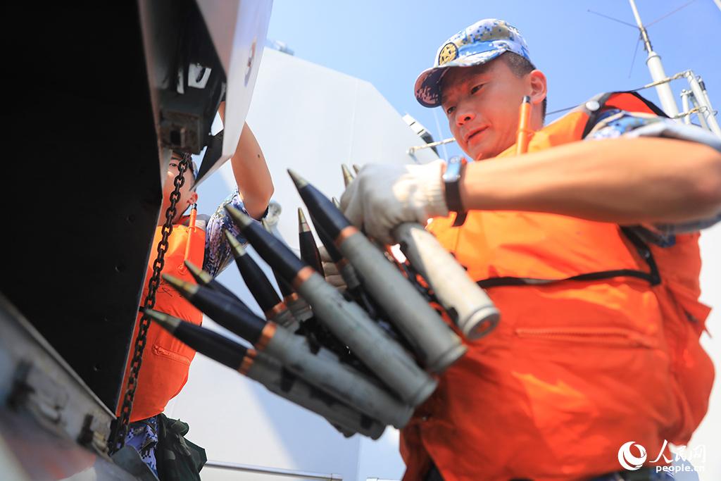 ��Ş�ǳ��� ĥ�Z���𾫱���2��