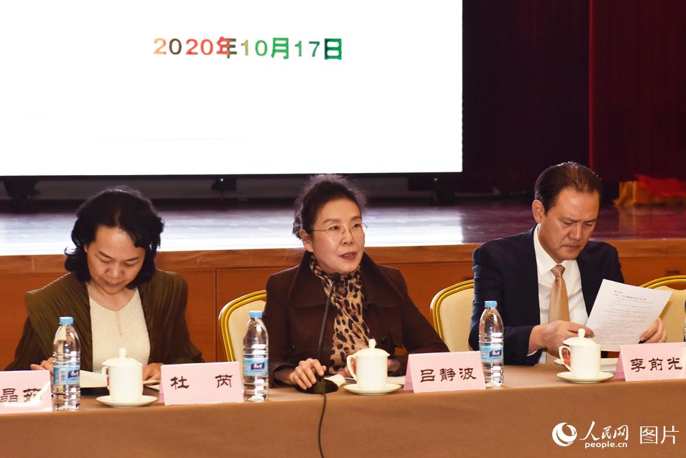 ȫDίЇŮzӰ҅fϯoBչ[r z