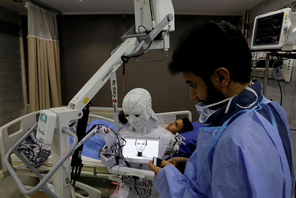 �@��11��18���ڰ���̹��һ���tԺ�Ĕz��һ���������̎��Ϳɞ黼���M���¹ڲ������P�z�y���b�ؙC������