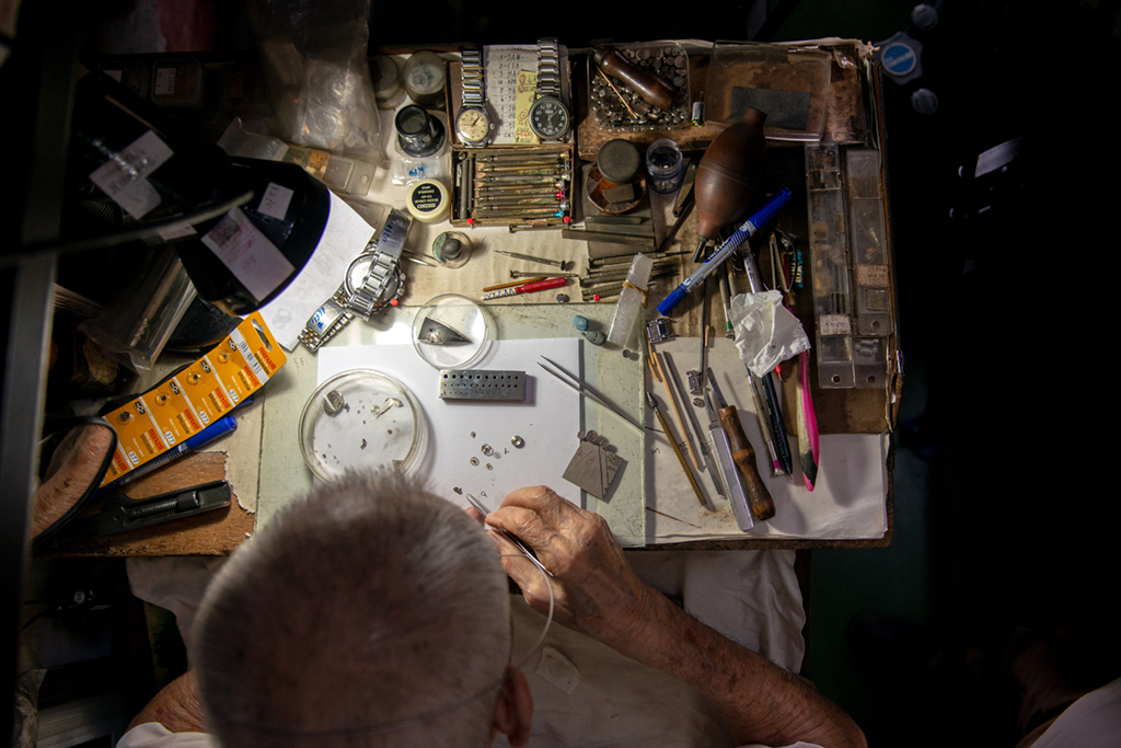  12��5�������R������ѩ�mݭ�ݰ����������������f�A�ھS���ֱ���