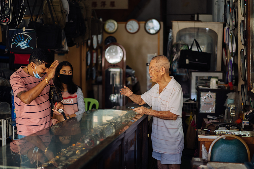  12��5�������R������ѩ�mݭ�ݰ����������������f�A�c͸�e��