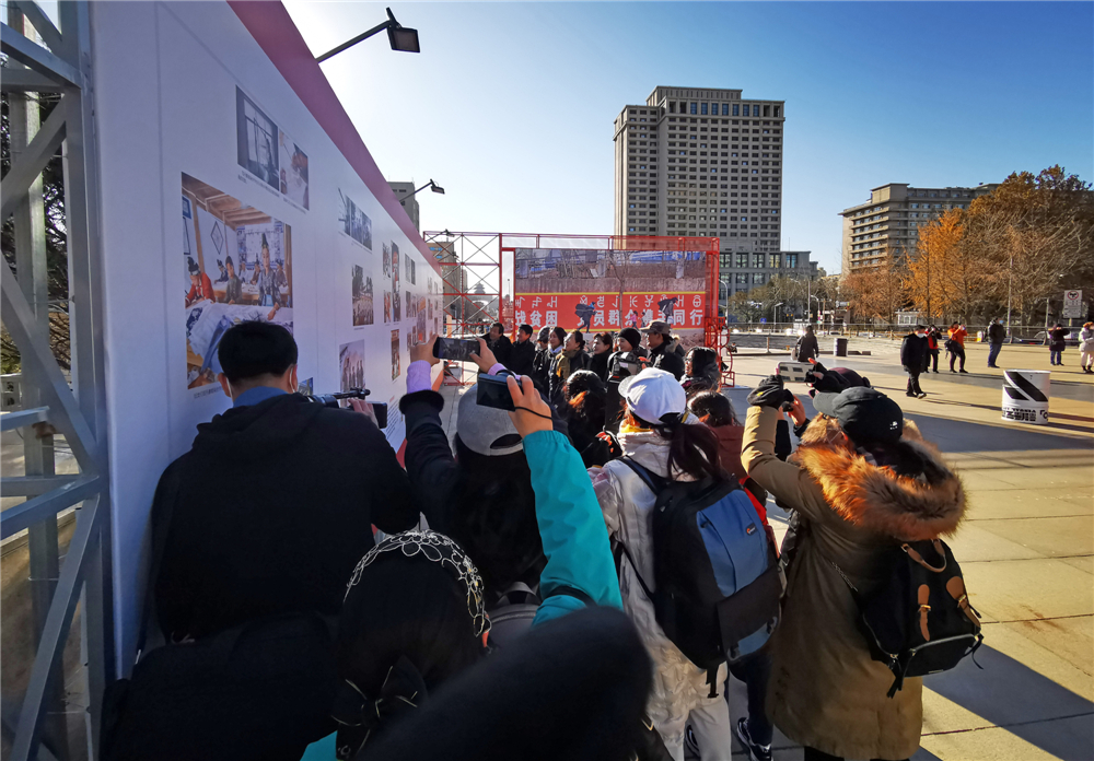 4.չ[FЇŮzӰ҅f ׿ z