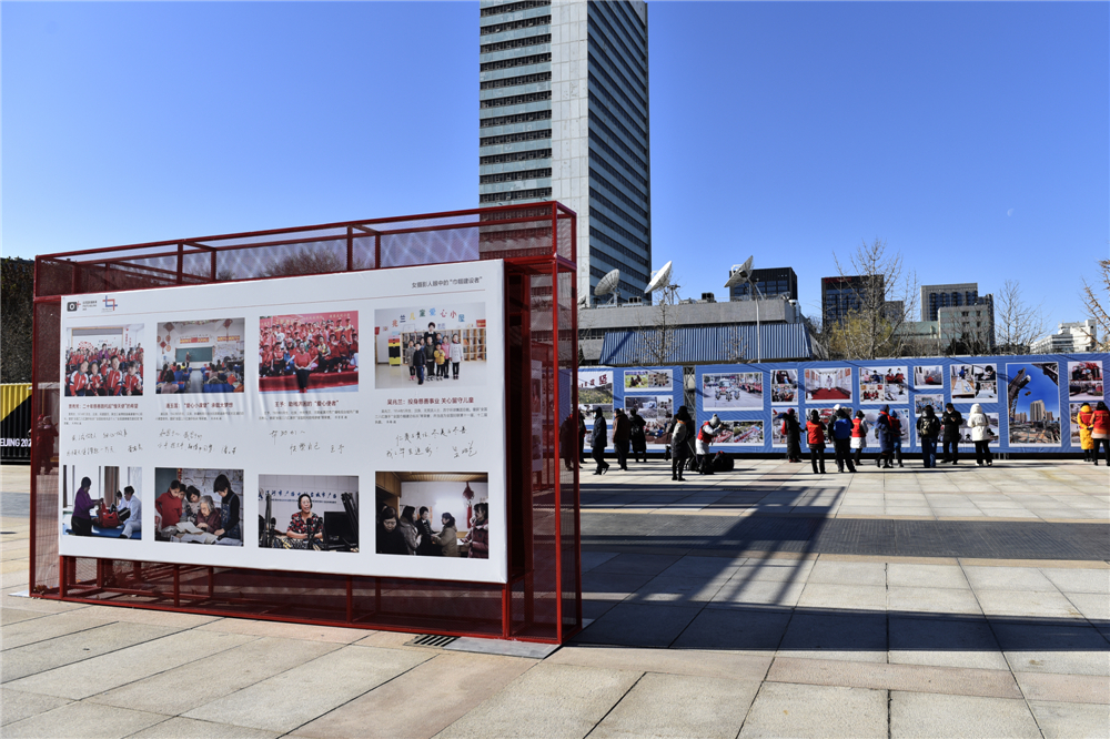 15.ŮzӰеĽ펽OߡչλЇŮzӰ҅f   z