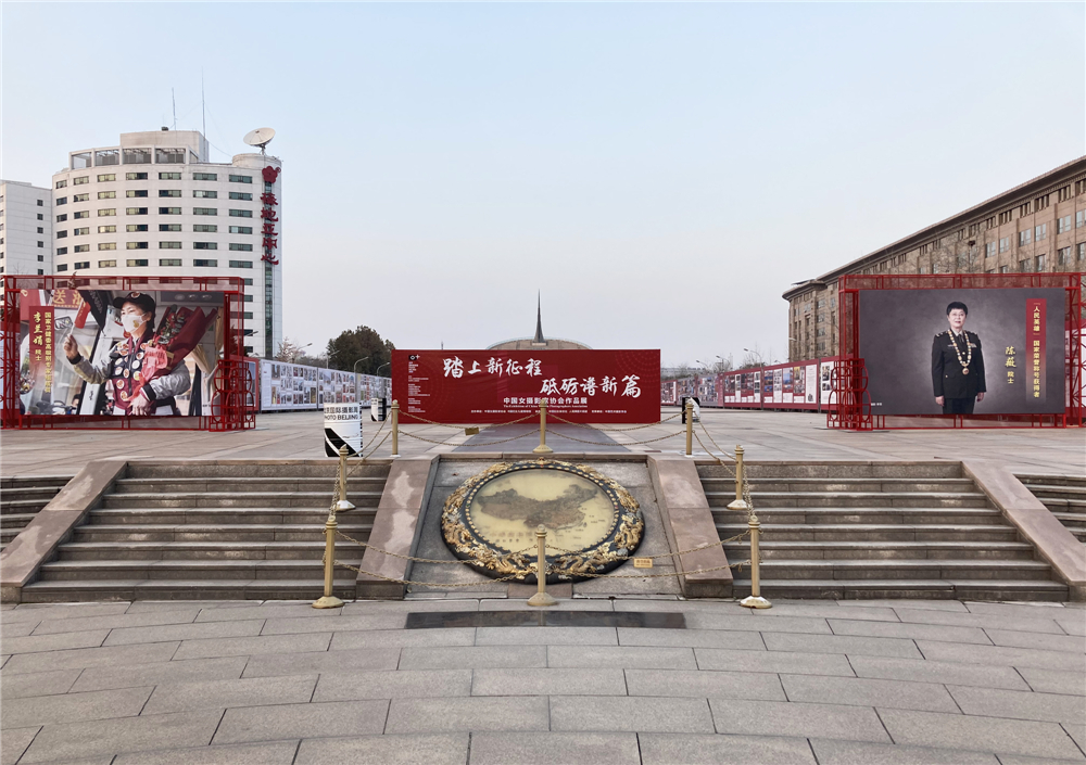 19.չ[FЇŮzӰ҅f  z