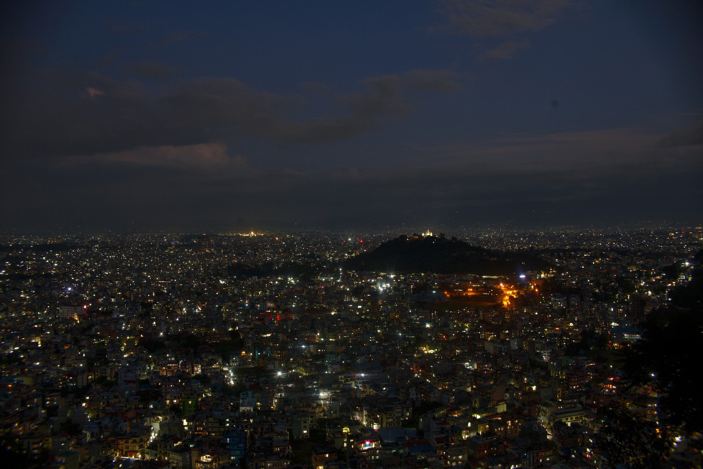 �@��2020��8��29���Ĕz���Ჴ���ӵM��ҹ�������A��l