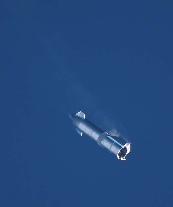 12��9�����������ÿ��_˹�ݲ����濨������̫��̽�����g��˾SN8�Ǵ�ԭ�͙C���M��ԇ�w�� ���A��/·͸