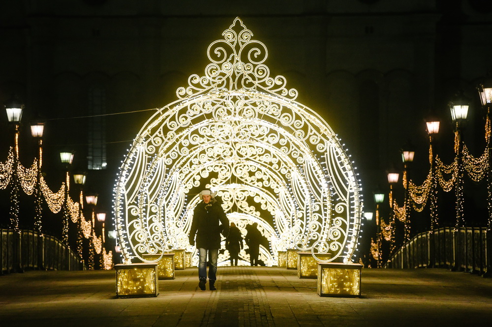 12��23�����ڶ��_˹�׶�Ī˹�����˂����^�b���������ͨ����