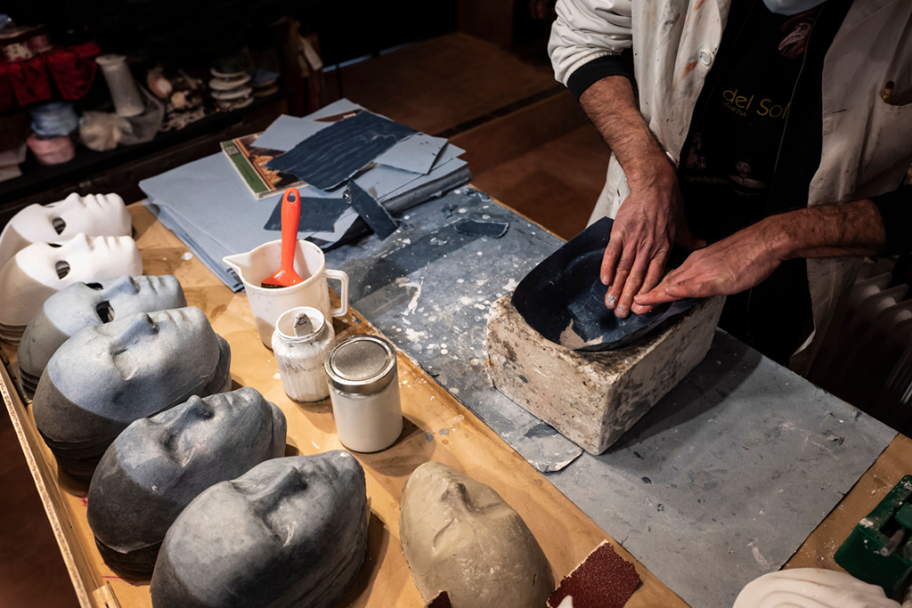 2��6����һ�����������������˹�Ĺ����������������