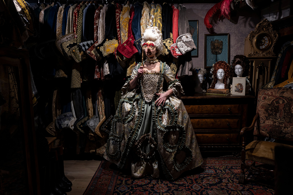 2��6����һ��Ů�������������˹���̵���ԇ����g�����b�� 