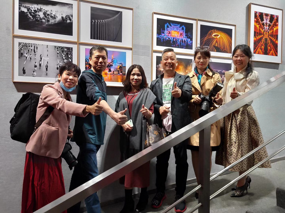 V|ʡzӰ҅fϯ|ݸДzӰ҅fϯ־ĈFPӢz