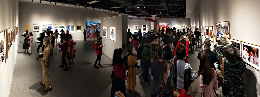 IYh λŮzӰyٷƷչʾ펽zӰչFɽz