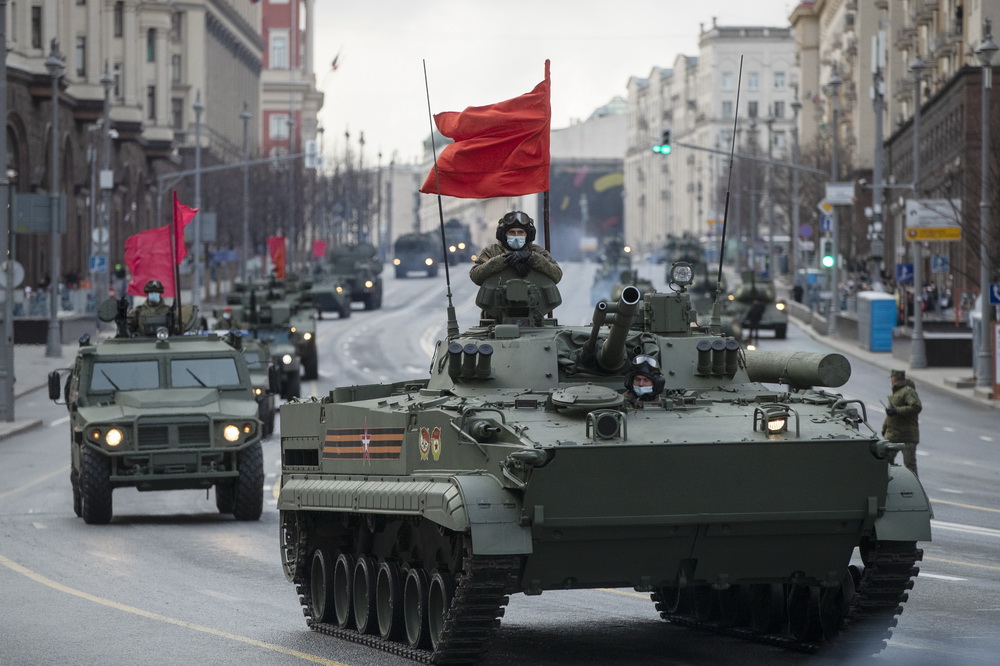 5��4��������醱�ʽ���ŵĶ�܊��܇��Ī˹�ƽ��^��������A��/��