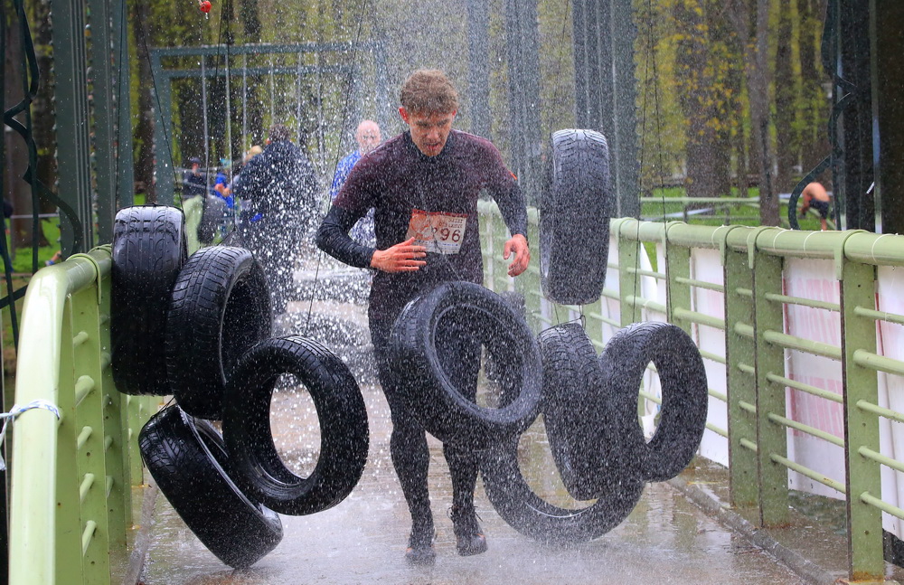 5��8�����ڰ׶��_˹��˹���e�еġ��¸���ِ�ܡ��������һ�����Ӵ�Խ�ϵK��