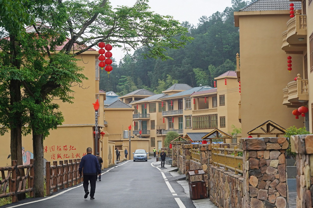 ολھɽйЌW[428ՔzAӛ f z