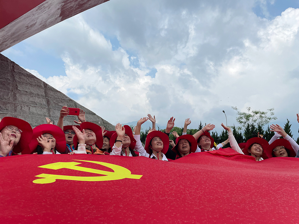 ЇŮzӰMɽ_չtɫyɽz