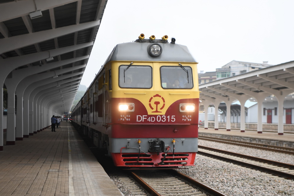 618ɽɽtɫЏɽ܇վ_