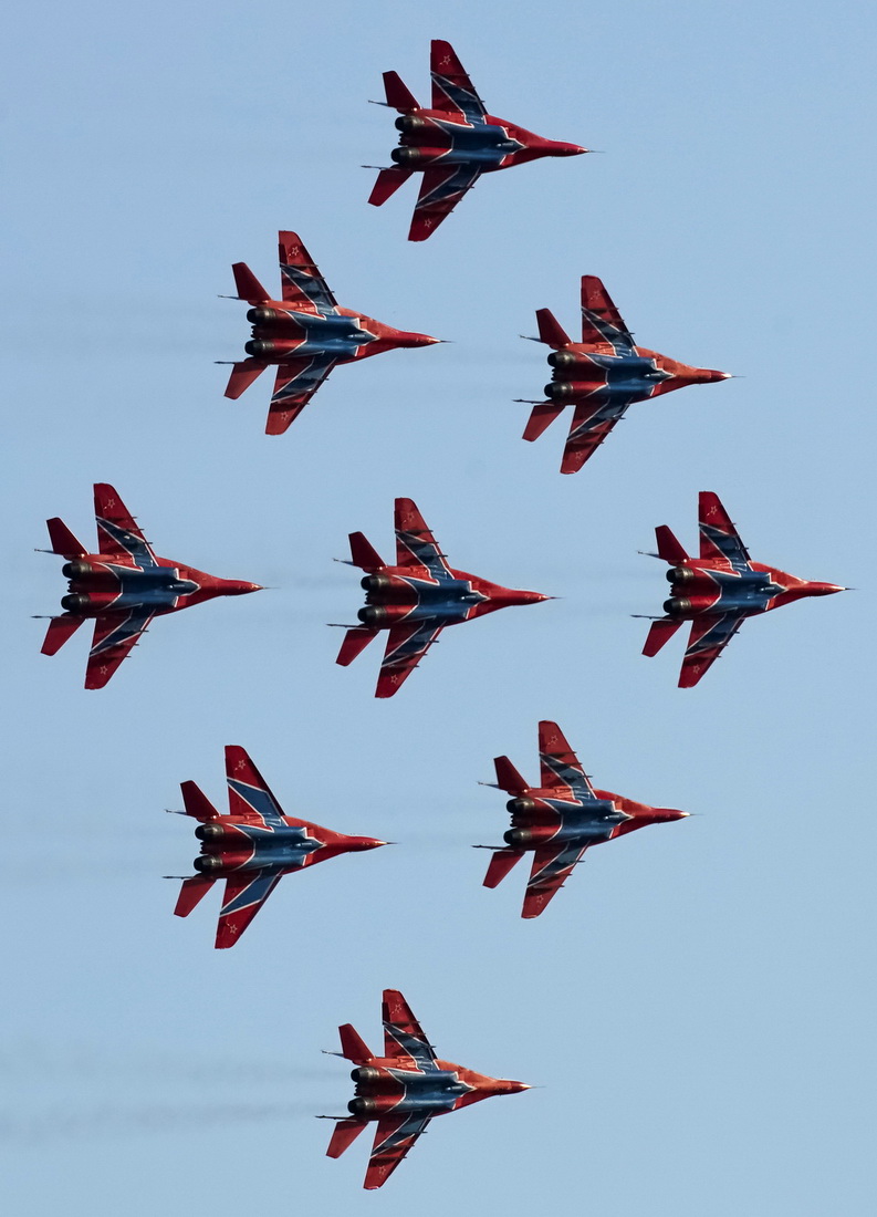 720wбڶ_˹Ʒ˹еĪ˹ƺչϱA/·͸