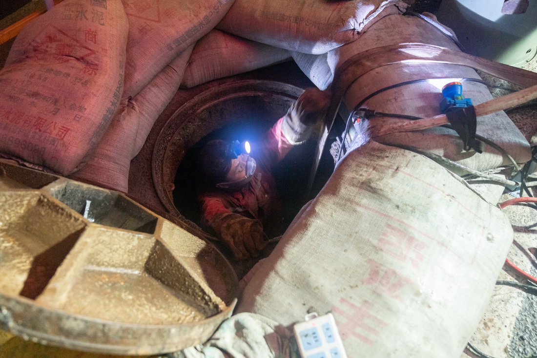 722賿ʡԁˮ˾ēUˏľ·صڴ˹15СrAӛ œP z