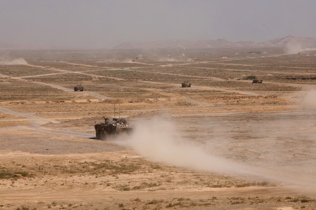 813ڌĳͬgӖbͻȺ׃QǰAӛ  z