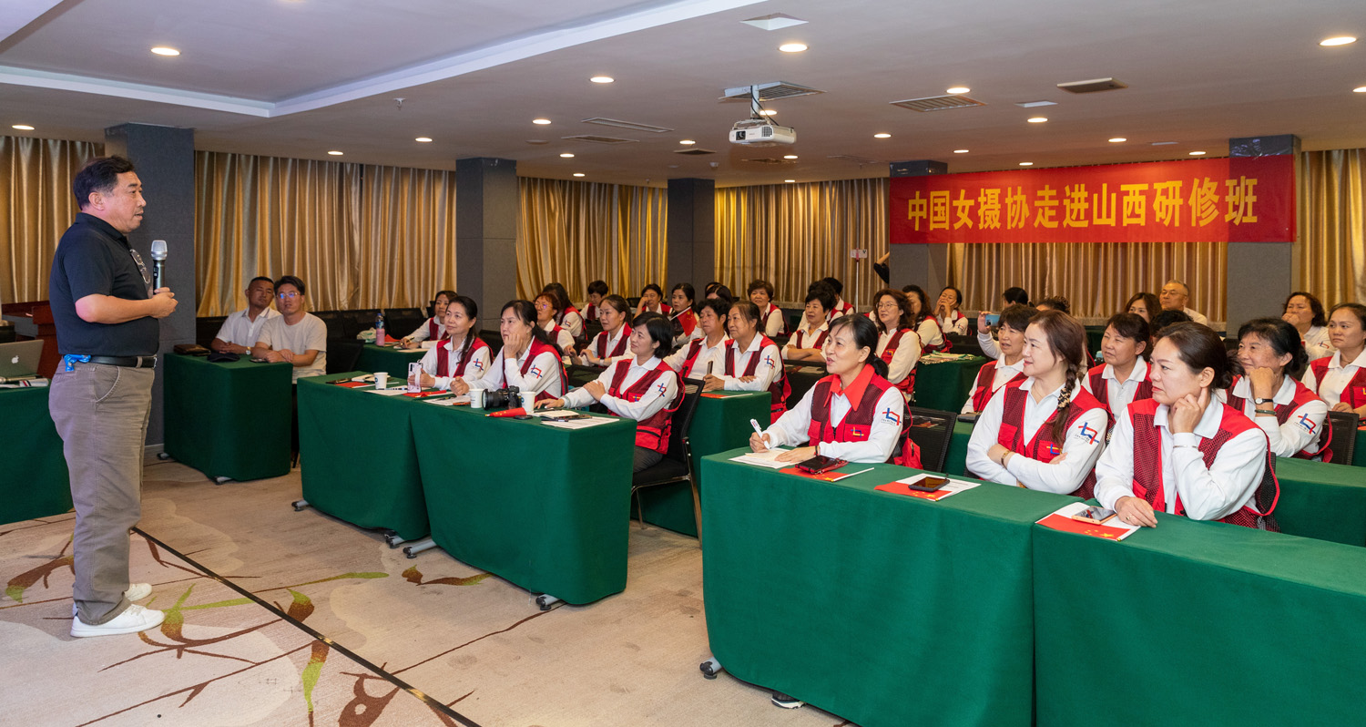 718ЇŮzӰ҅fMӰȔzӰ㘷kġһЇŮzӰMɽŴ۽ĽzӰްࡱɽ_DzӰҽ⺣vFҦz