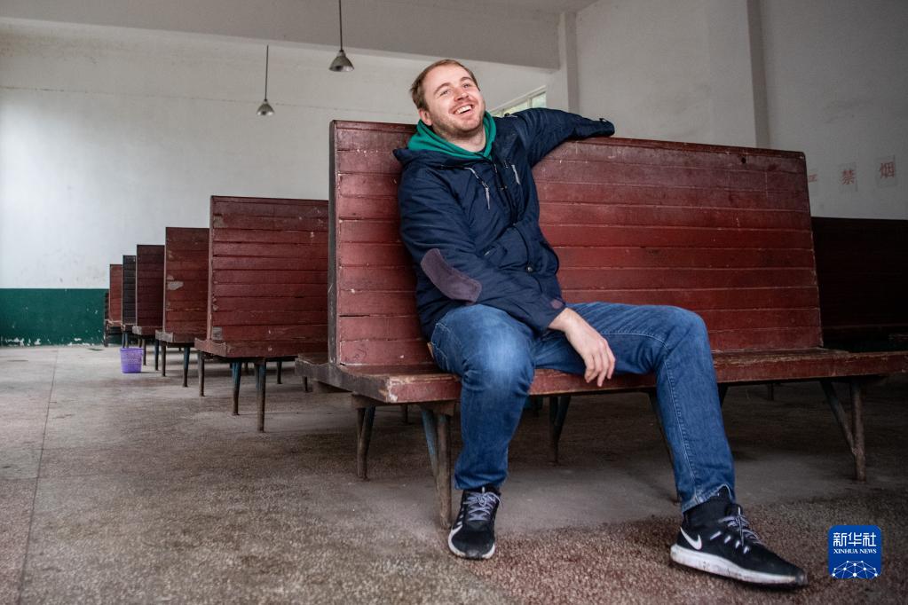 �R���ڳ����F·���ϵľW�tСվ������վ����܇�d�Ⱥ�܇��1��27�Քz����