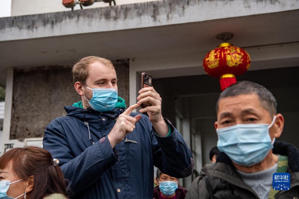 �ڳ����F·���ϾW�tСվ������վ�����R��������������l��һ��ȴ�������܇���Mվ��1��27�Քz����