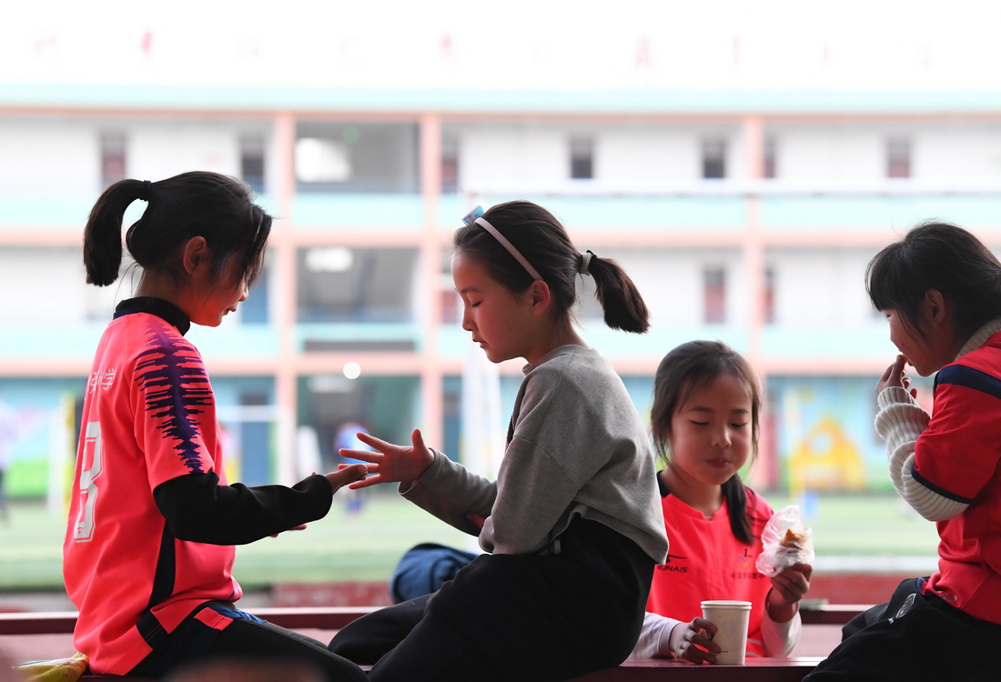 �D�鏈�PС�WŮ��꠆T��Ӗ���g϶��Ϣ��3��2�Քz�������A��ӛ�� ��Դ �z