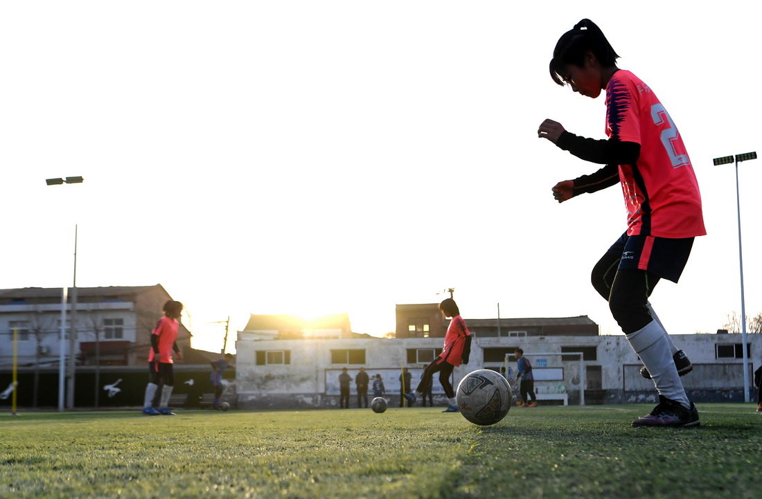 �D���ڏ��PС�W�و�������һ�����ճ�Ӗ���У�3��2�Քz�������A��ӛ�� ��Դ �z